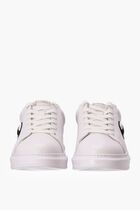 Kapri Sneakers