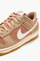 Dunk Low SE Hemp Sneakers Dunk Low SE Hemp Sneakers