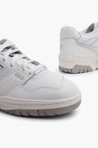 550 Sneakers