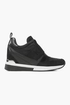 MAVEN SLIP ON TRAINER
