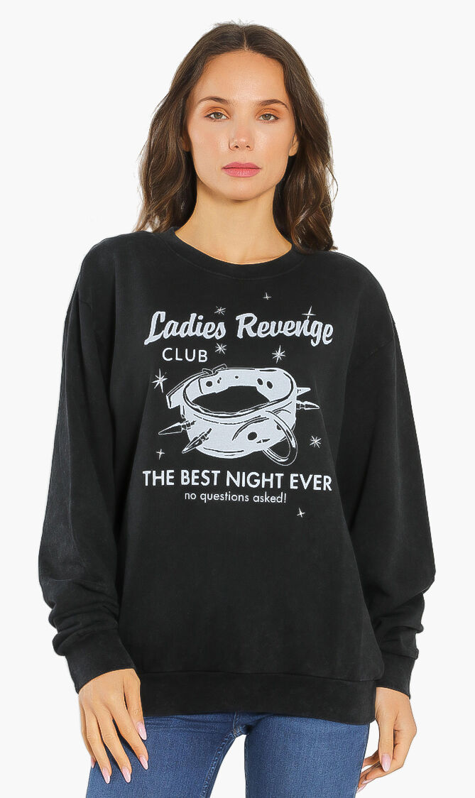 سويت شيرت بتصميم فضفاض مزين بعبارة "Ladies Revenge"