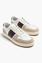 H668 Sneakers