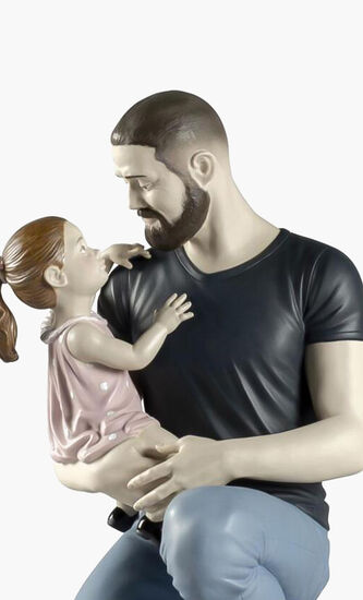 In Daddy'S Arms Figurine