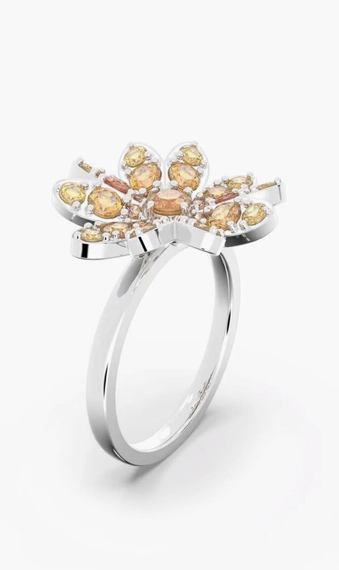 Eternal Flower Ring