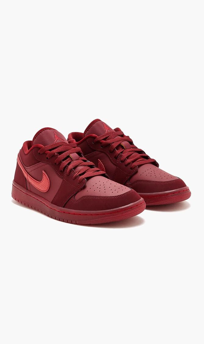 Air Jordan 1 Low SE Sneakers