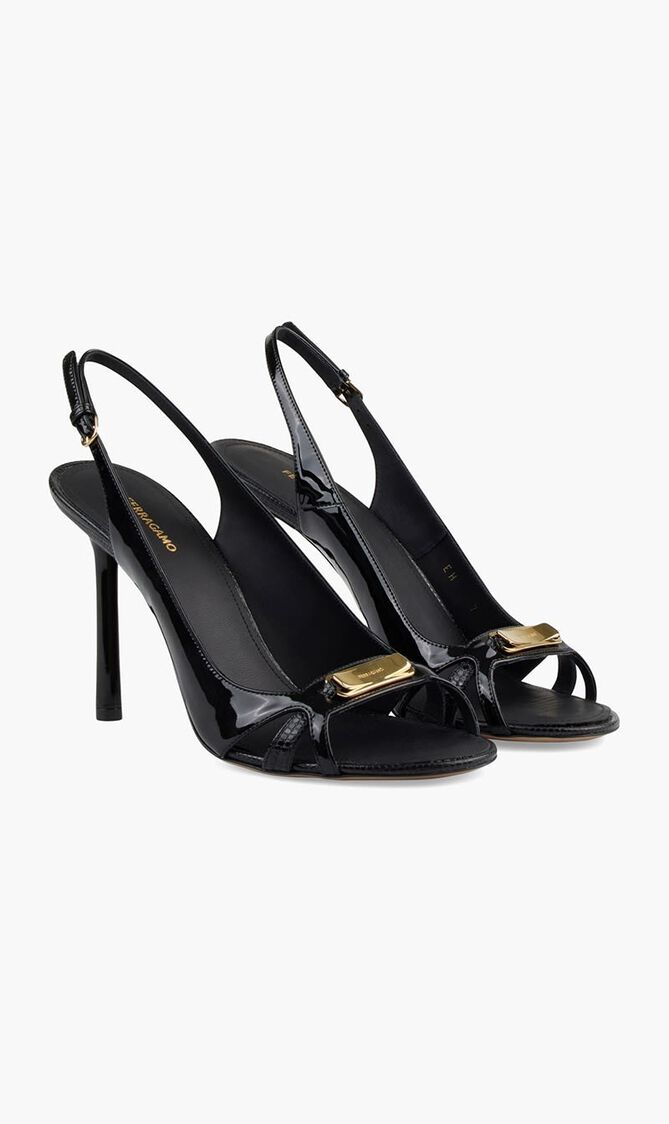 SANDAL