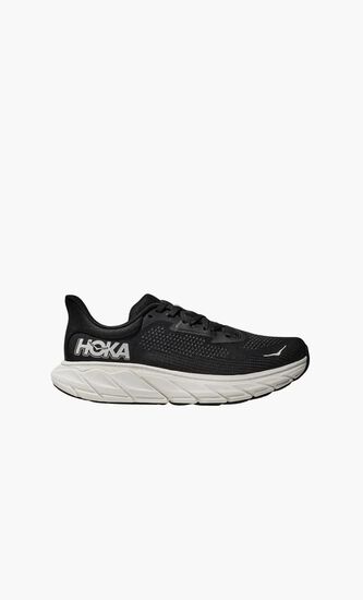 Arahi 7 Sneakers