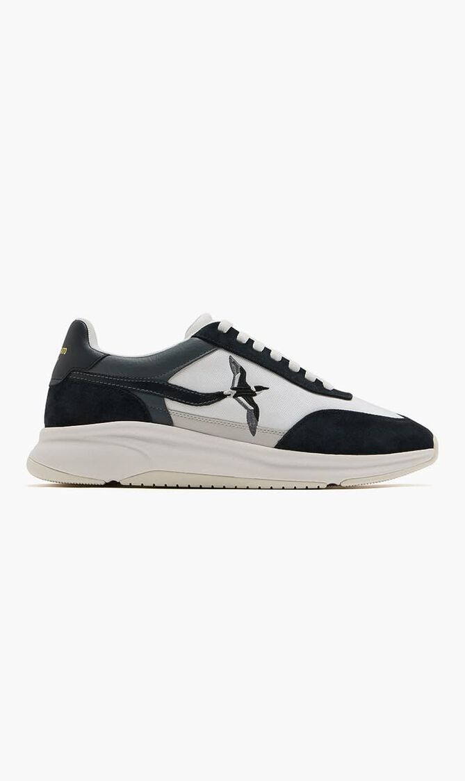Genesis Neo Runner Sneakers