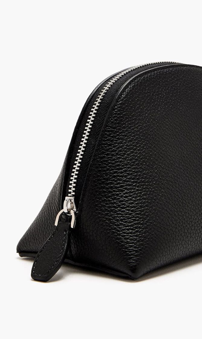 SMALL GRAINED LEATHER POUCH