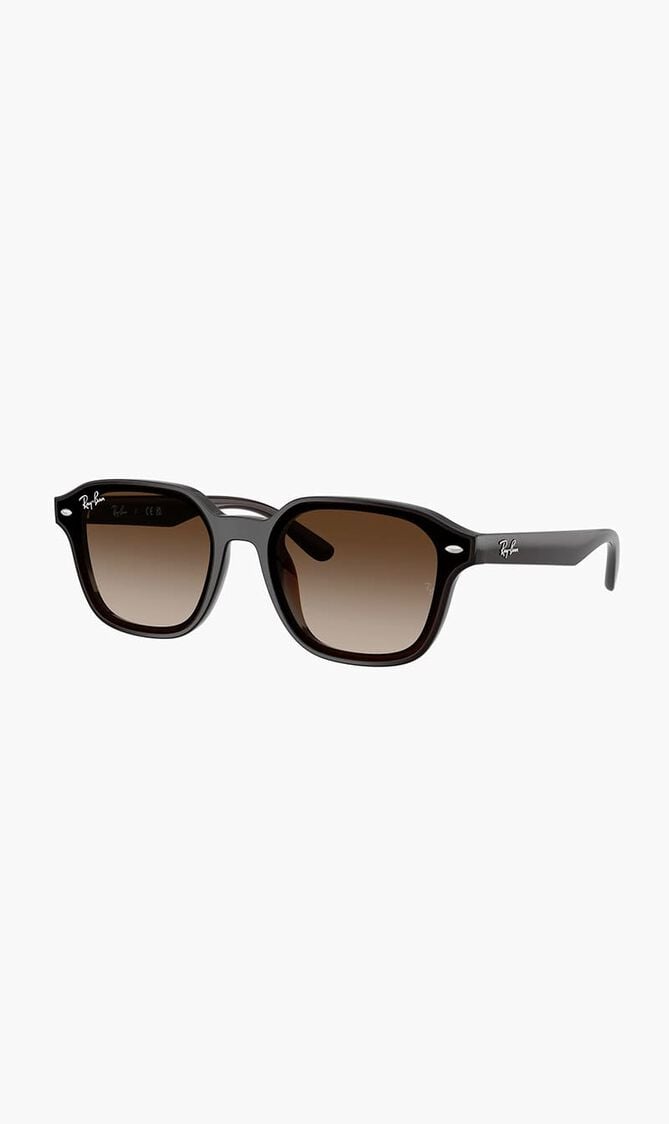 SUNGLASS
