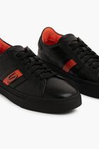 Finral Sneakers
