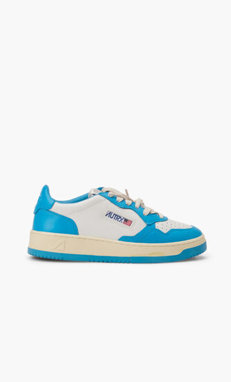 Medalist Low Sneakers
