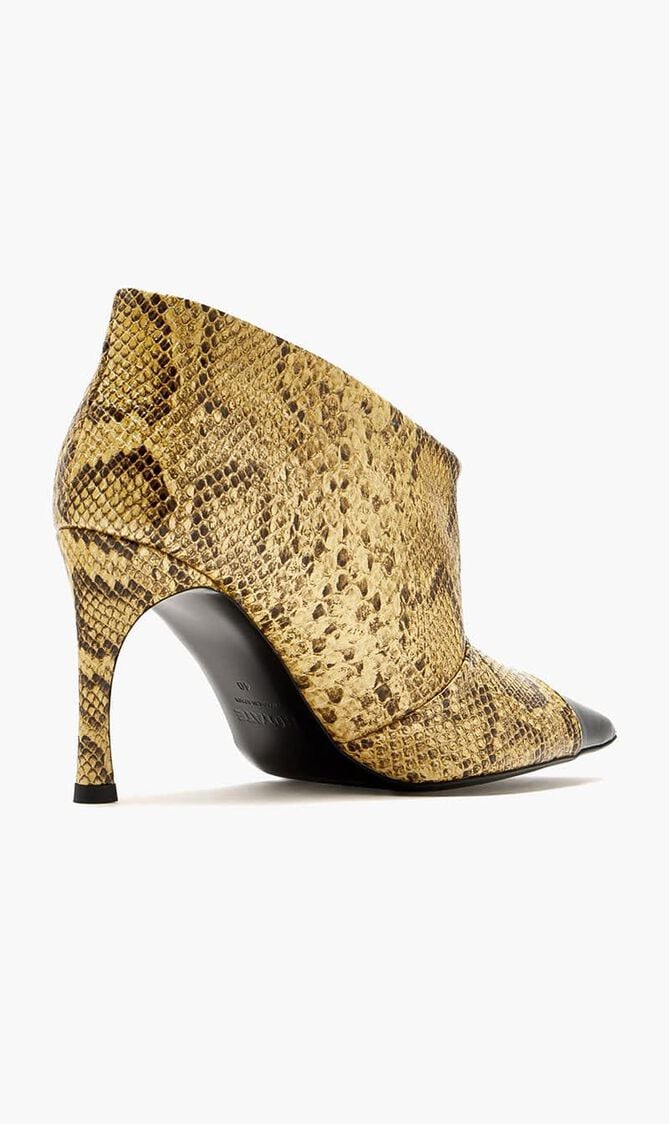 LEATHER POINTED TOE BOOT