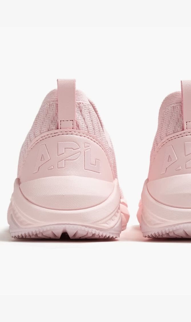 Techloom Traveler Sneakers