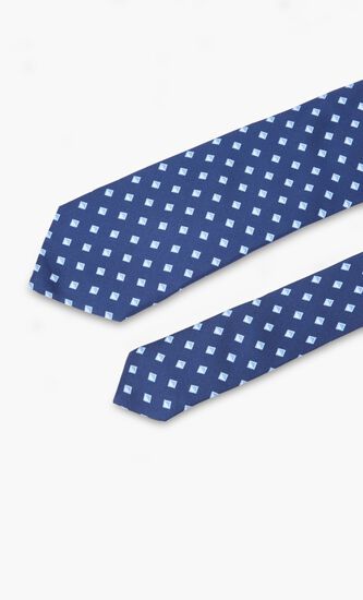 Vibrant Diamond Pattern Tie