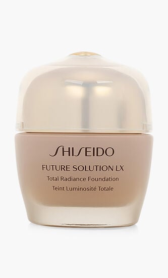 Future Solution LX Total Radiance Foundation SPF15, Neutral 4