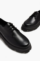 005.2  Derby Shoes