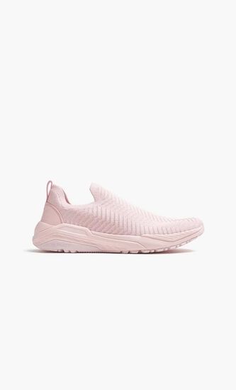 Techloom Traveler Sneakers