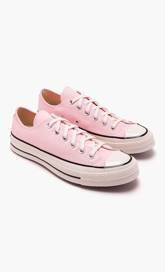 Chuck 70