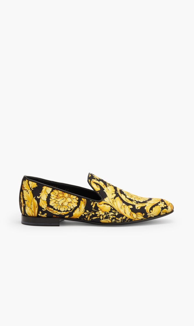 SLIPPERS