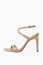 Antonia Sandal