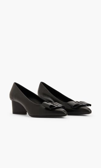 Viva Pointed Pumps