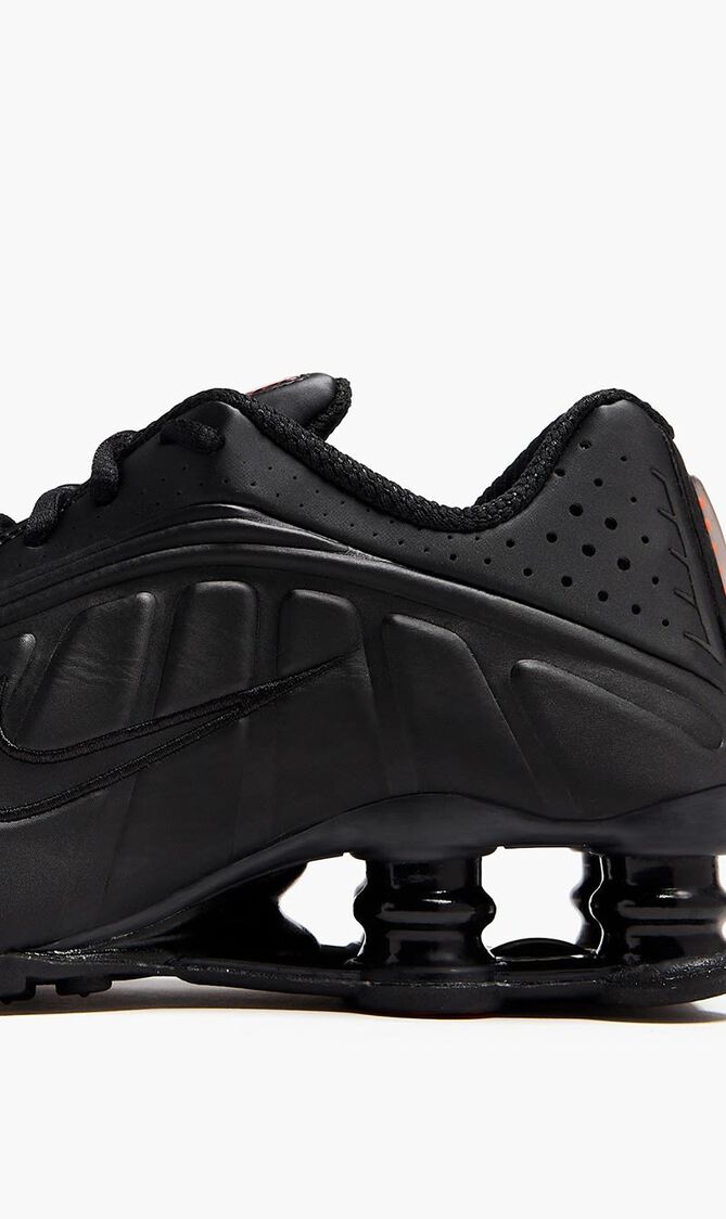 Shox R4 Sneakers