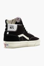 Clash the Wall LX Sneakers