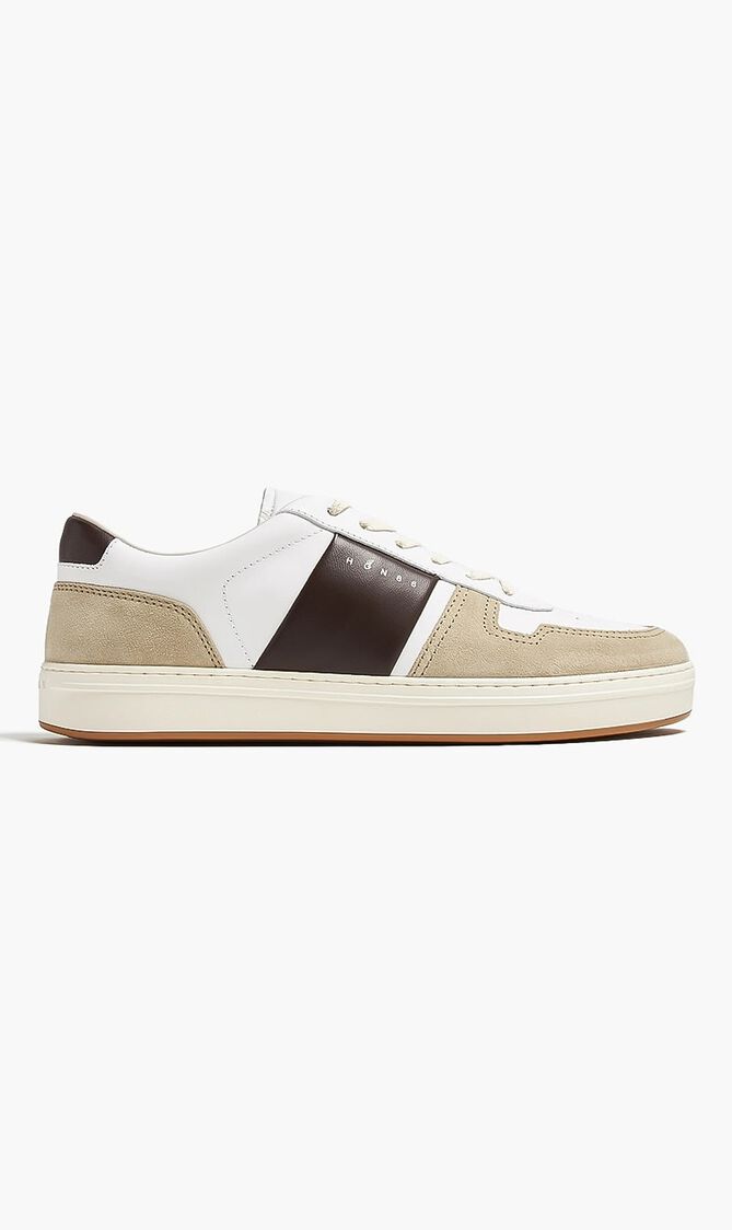 H668 Sneakers