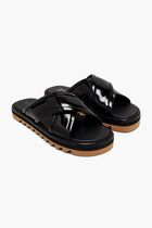 Sneak-Elyse Twisted Sandals