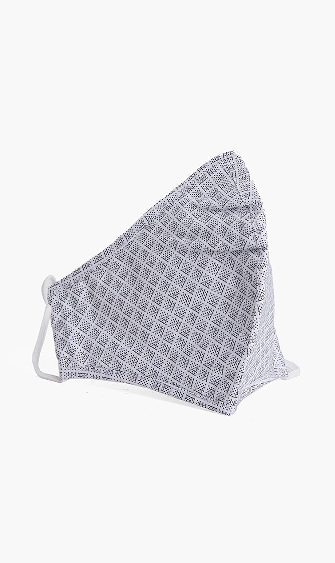 كمامة وجه ماسكلم مزينة بطبعة