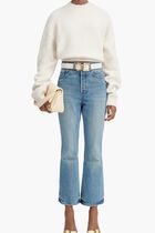 Le De-N&atilde;žmes Court