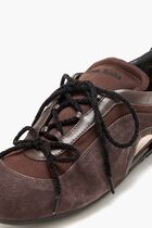 Cut Out Ballerina Grip Sneakers
