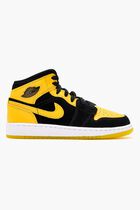 Air Jordan 1 Mid sneakers