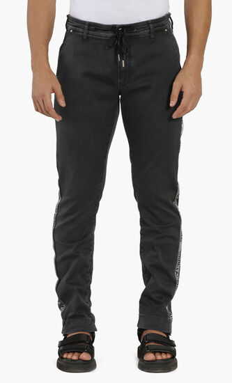 Contrast Logo Tape Jeans