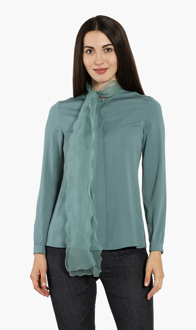 

Emporio Armani Silk-blend Pussycat Bow Shirt