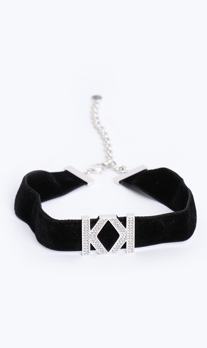 

Karl Lagerfeld Kaia Double K Broad Choker