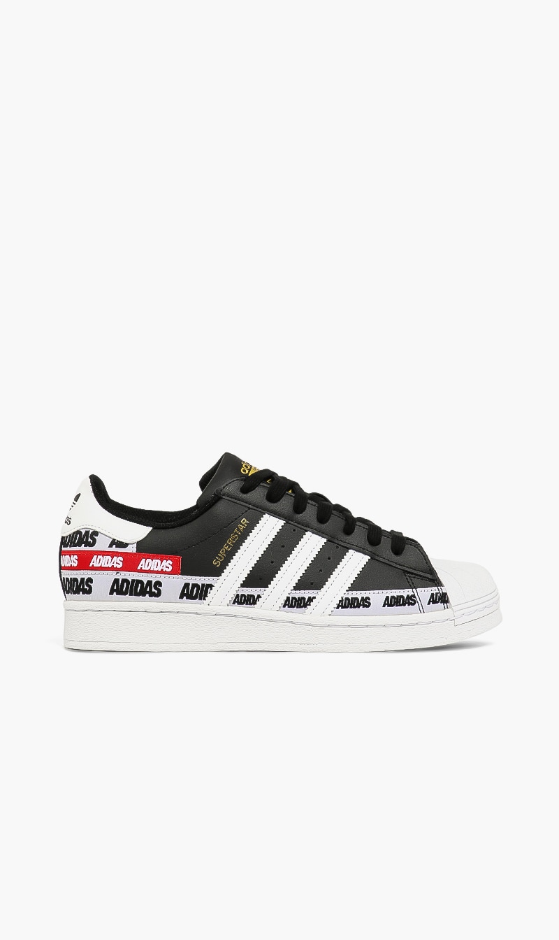 

Adidas Superstar Sneakers