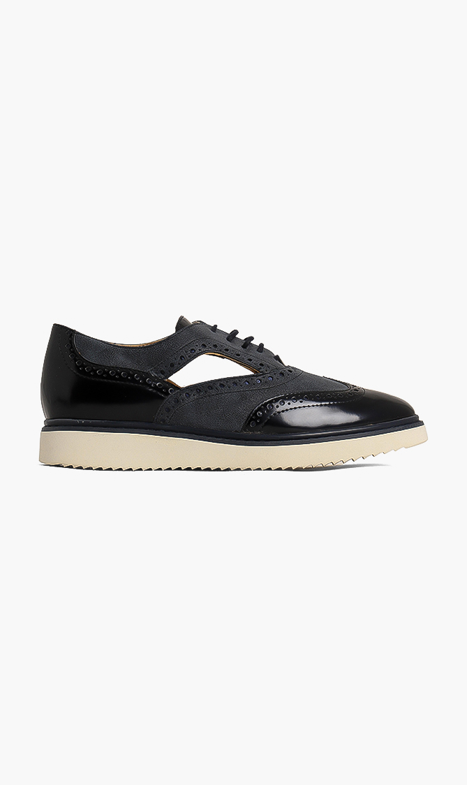 

Geox Thymar Cut-out Leather Oxford