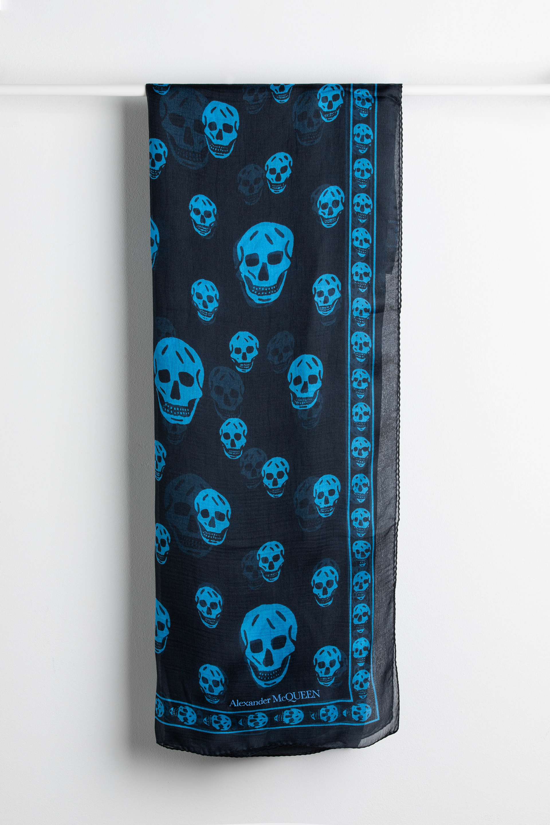 

Alexander Mcqueen Skull Scarf