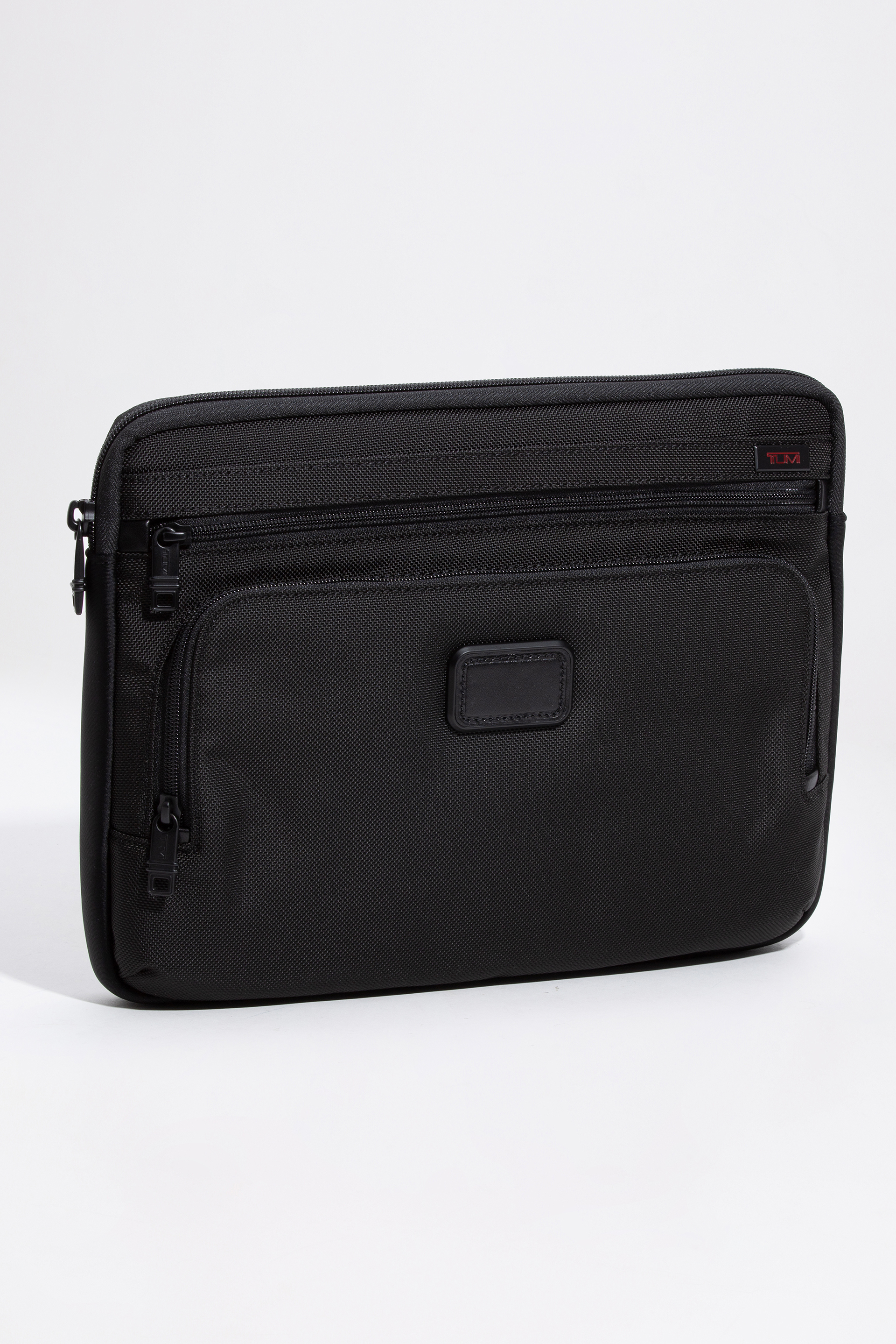 

Tumi Alpha Medium Laptop Cover, 15"