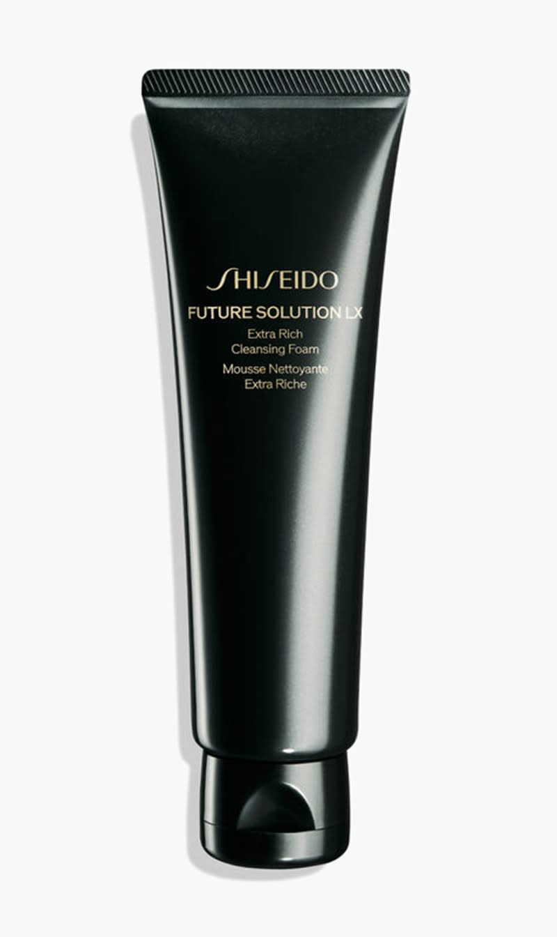 

Shiseido Future Solution Lx Extra Rich Cleansing Foam, 125ml for Women | The Deal Outlet