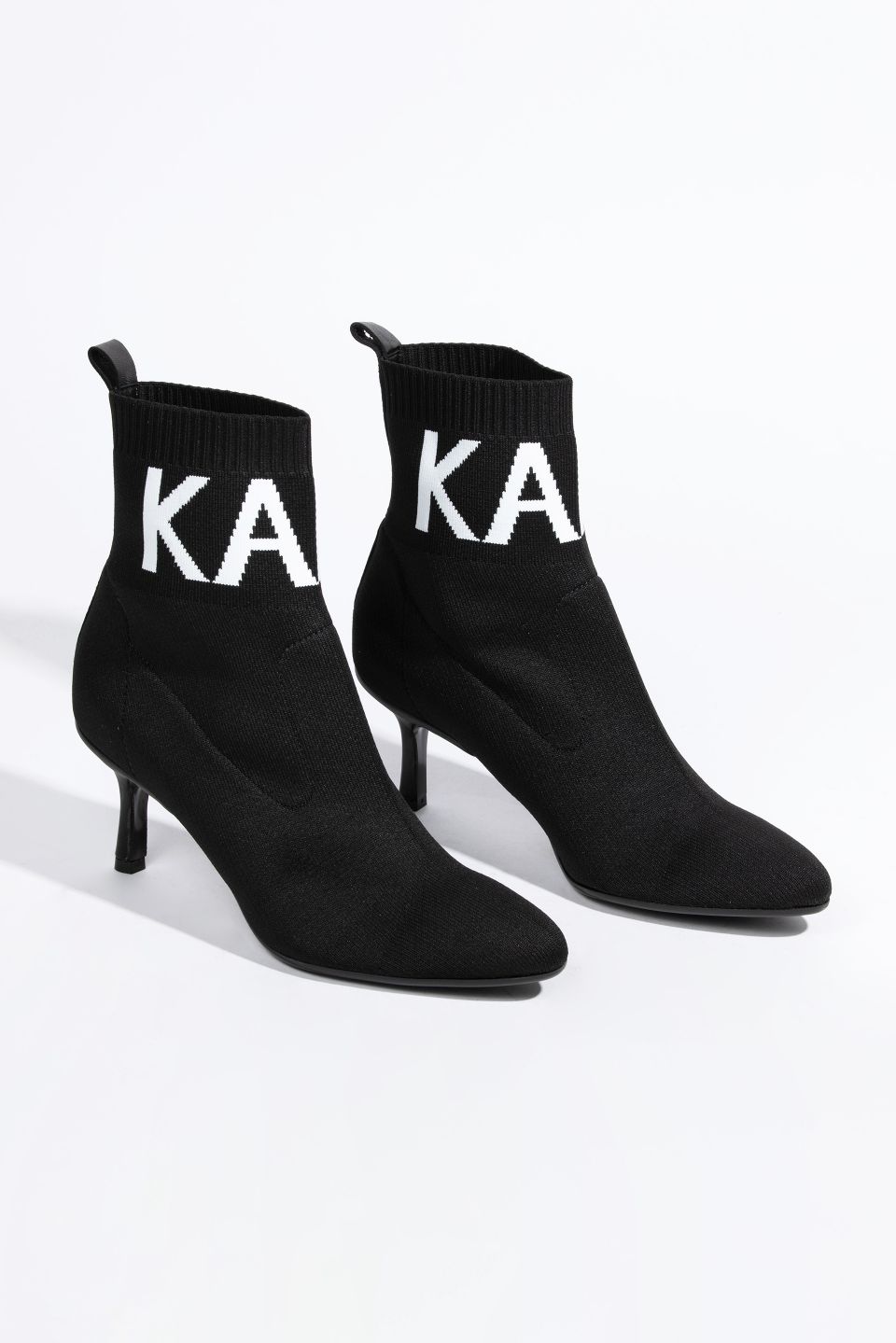 

Karl Lagerfeld Knit Collar Ankle Boots