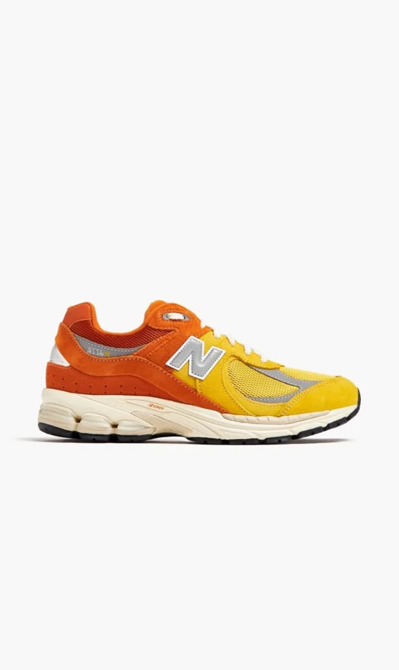 

New Balance Orange 2002 | The Deal Outlet