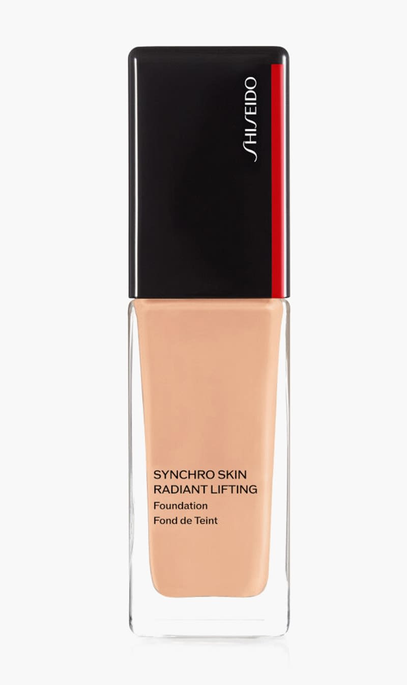 

Shiseido Black Synchro Skin Radiant Lifting Foundation, 260 Cashmere for Women | The Deal Outlet