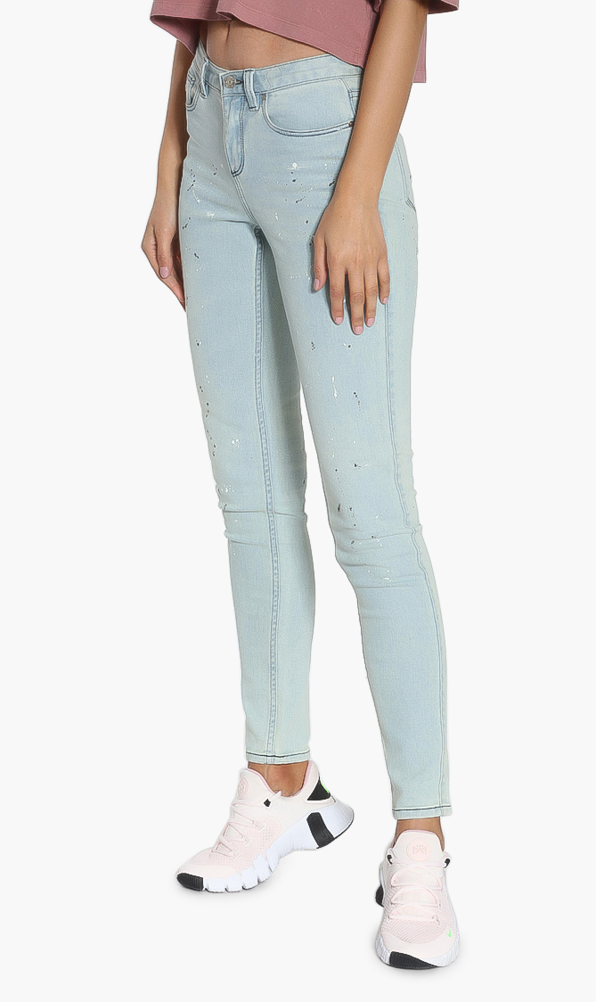 

Lacoste L!ve Slim Fit Jeans