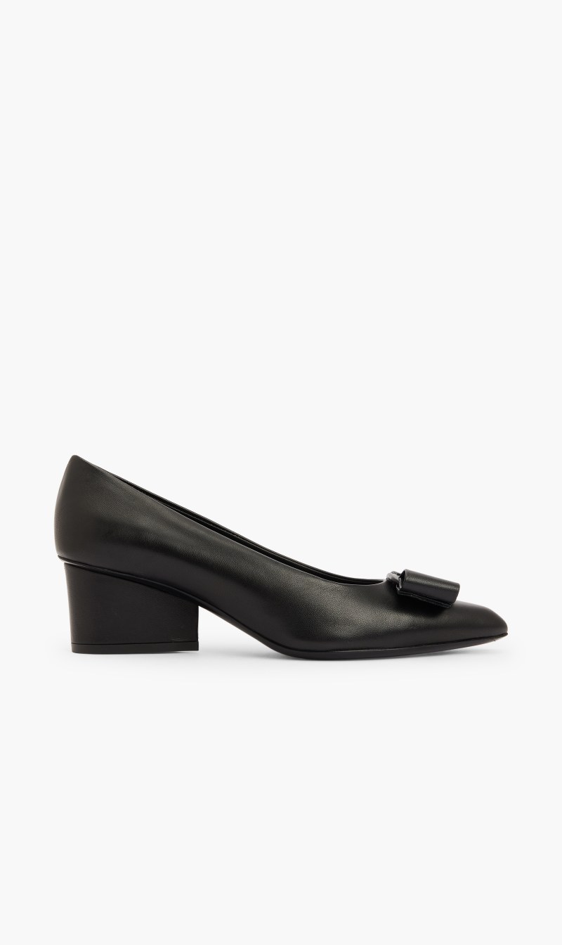 

Salvatore Ferragamo Black Viva Pointed Pumps for Women | The Deal Outlet