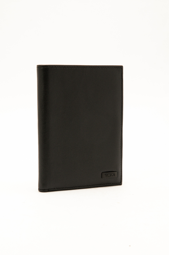 

Tumi Passport Case