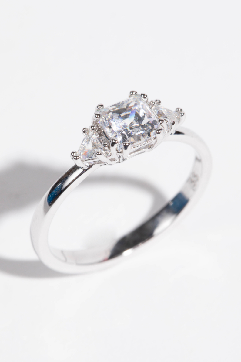 

SWAROVSKI Attract Trilogy Ring, 58mm