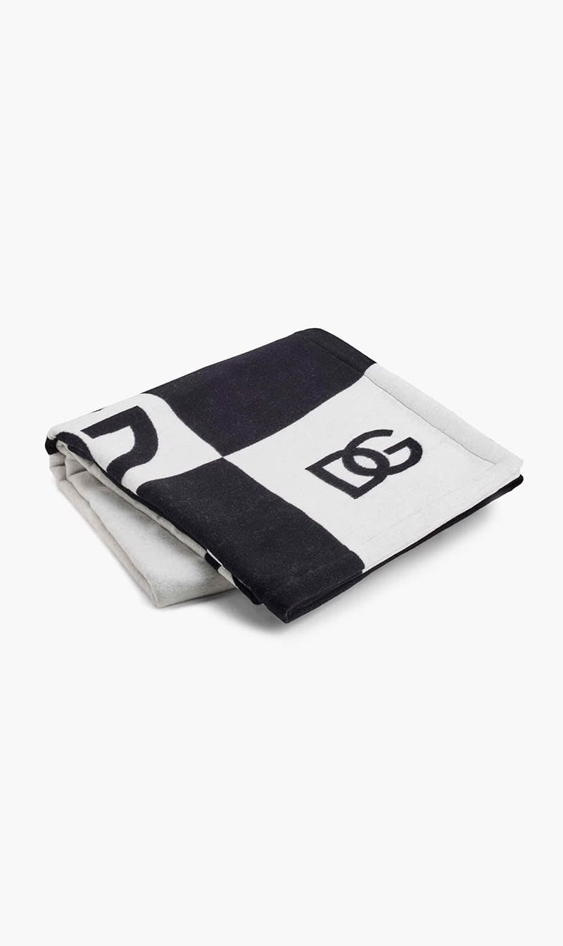 

Dolce & Gabbana White Dg Logo Blanket | The Deal Outlet